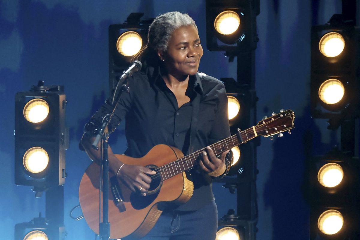 Tracy Chapman performs during the 2024 Grammy Awards. 